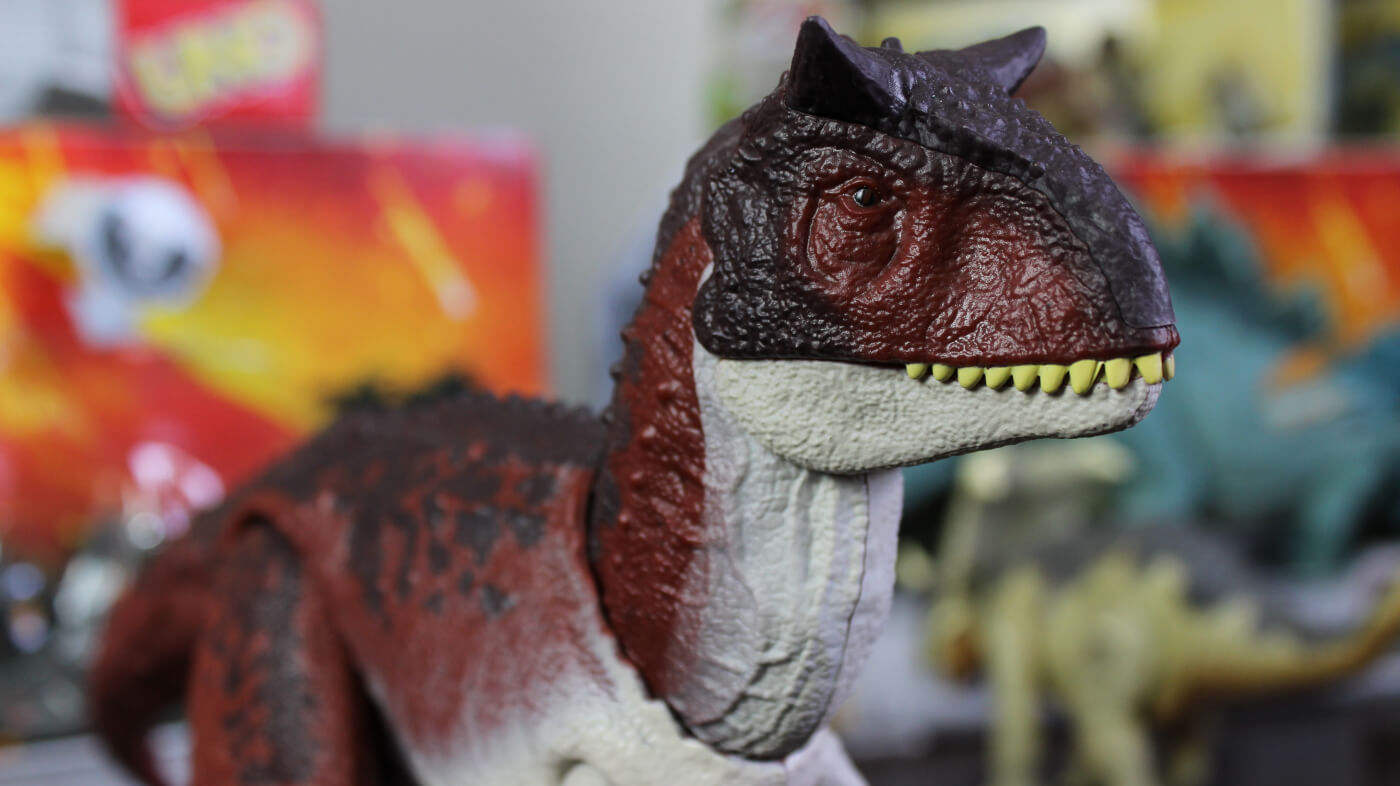 Video Review Mattel Jurassic World Fallen Kingdom Action Attack Carnotaurus Jurassic Outpost 