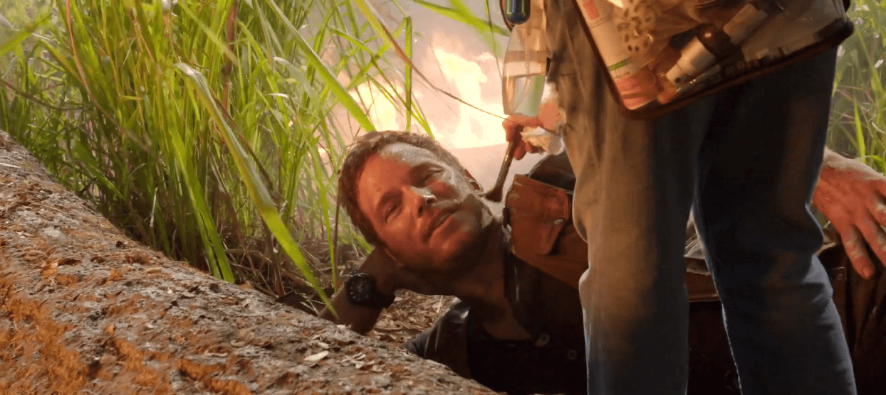 Go Behind the Scenes with Chris Pratt in New Fallen Kingdom ‘Jurassic Journals’ (Updated)