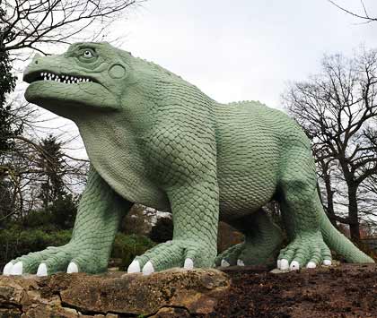 Help bridge the gap between the public and the Crystal Palace Dinosaurs with important fundraiser